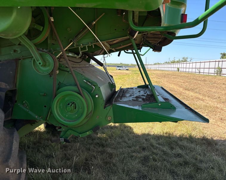 image for item YA0779 2010 John Deere 9770STS combine