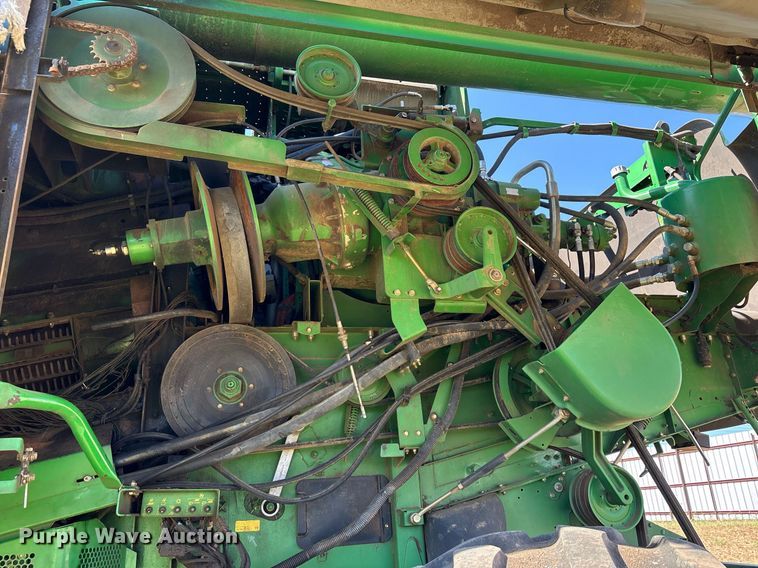 image for item YA0779 2010 John Deere 9770STS combine