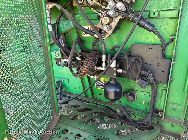 image for item YA0779 2010 John Deere 9770STS combine