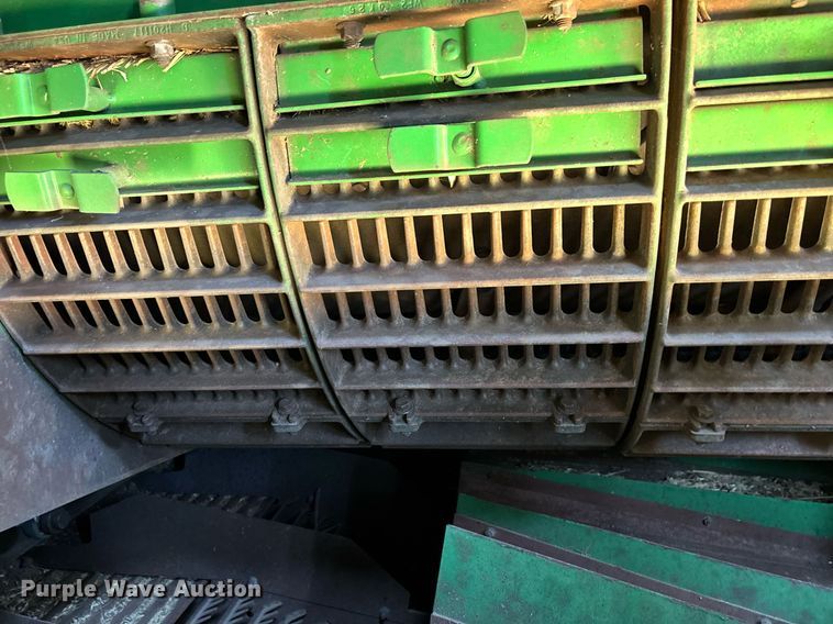 image for item YA0779 2010 John Deere 9770STS combine