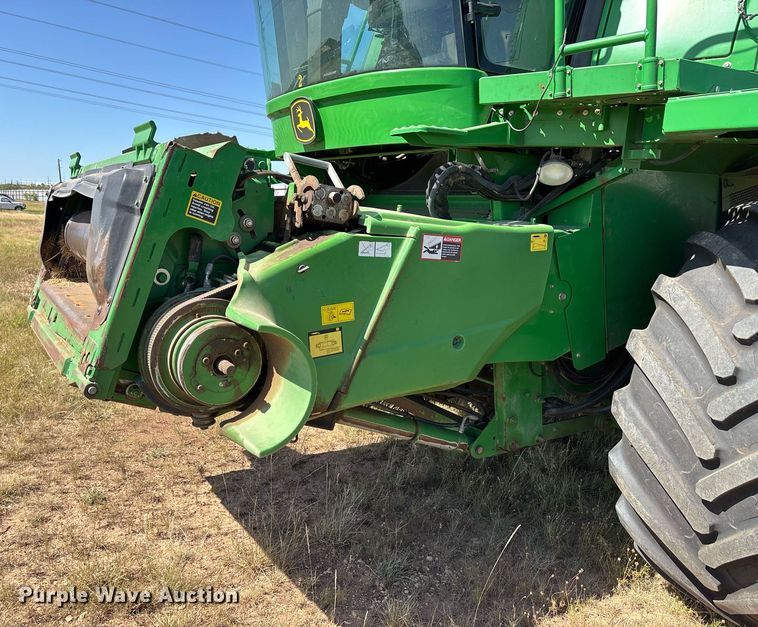image for item YA0779 2010 John Deere 9770STS combine