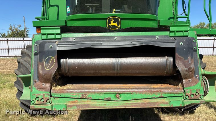 image for item YA0779 2010 John Deere 9770STS combine
