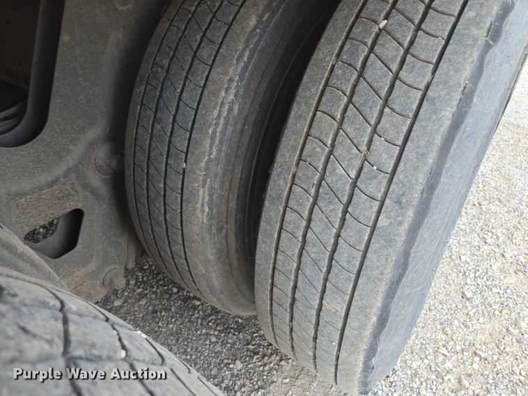 image for item DF8599 2007 Wabash DVCVHPC dry van trailer