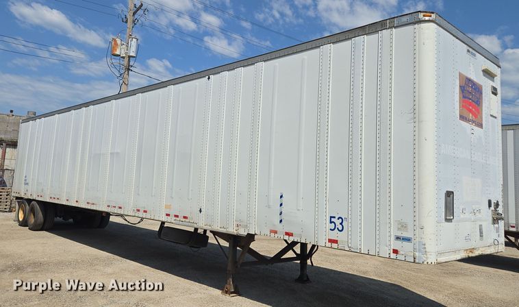 image for item DF8600 2002 Monon dry van trailer