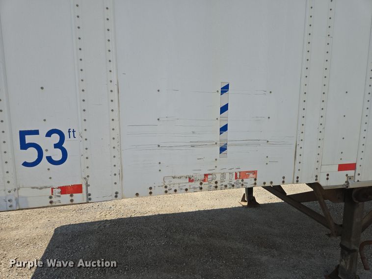 image for item DF8600 2002 Monon dry van trailer