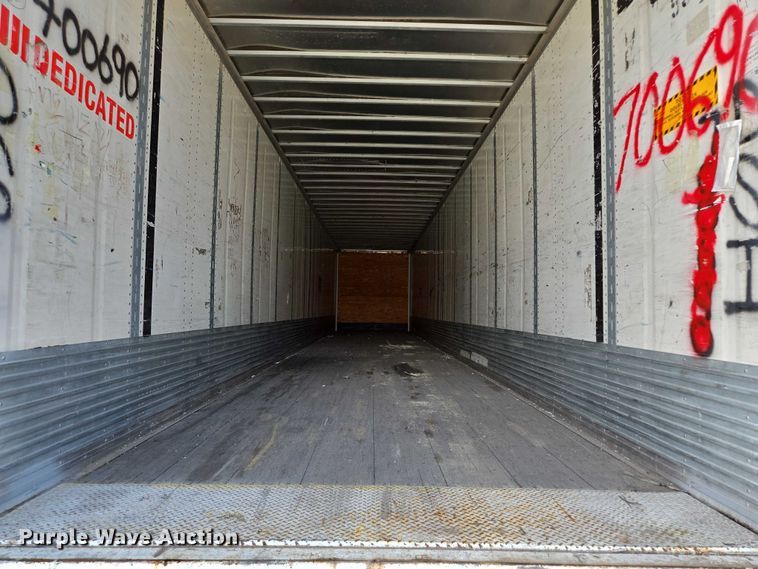 image for item DF8600 2002 Monon dry van trailer