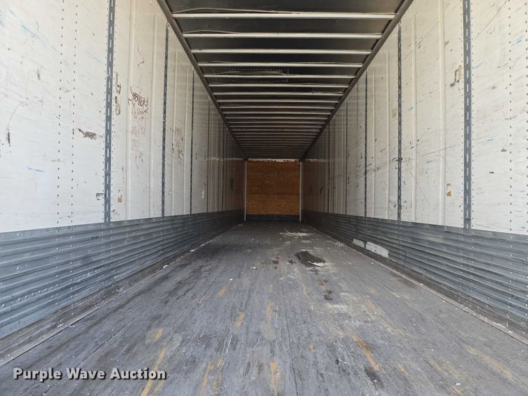 image for item DF8600 2002 Monon dry van trailer