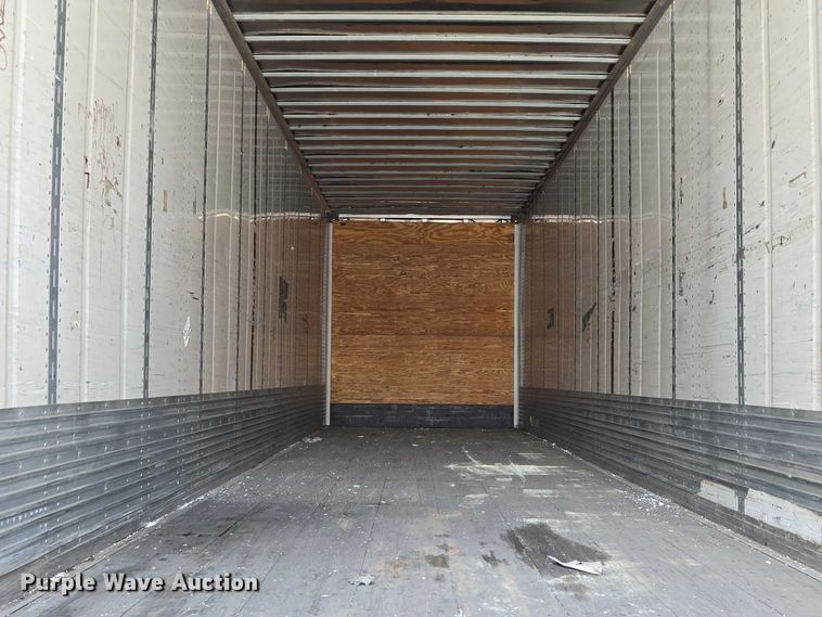 image for item DF8600 2002 Monon dry van trailer