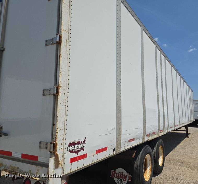 image for item DF8601 2002 Wabash Dry van trailer