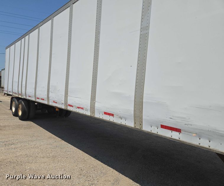 image for item DF8601 2002 Wabash Dry van trailer
