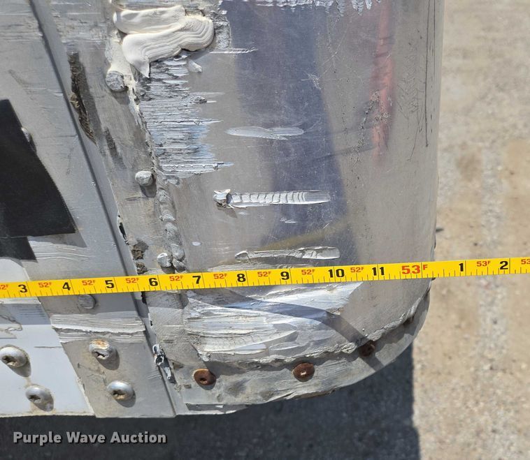 image for item DF8601 2002 Wabash Dry van trailer