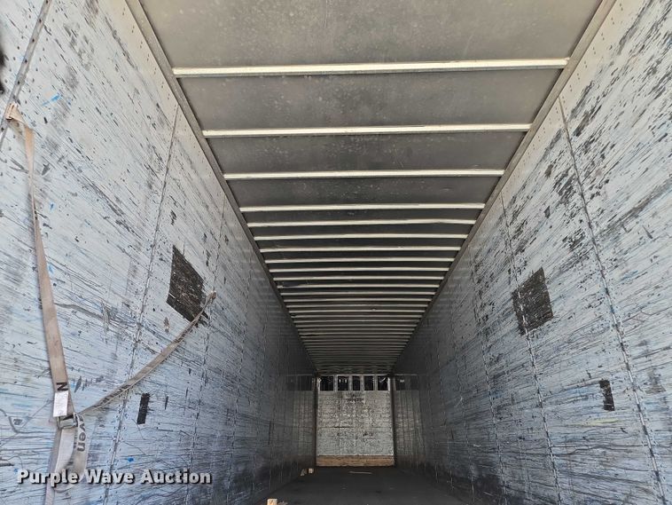 image for item DF8601 2002 Wabash Dry van trailer