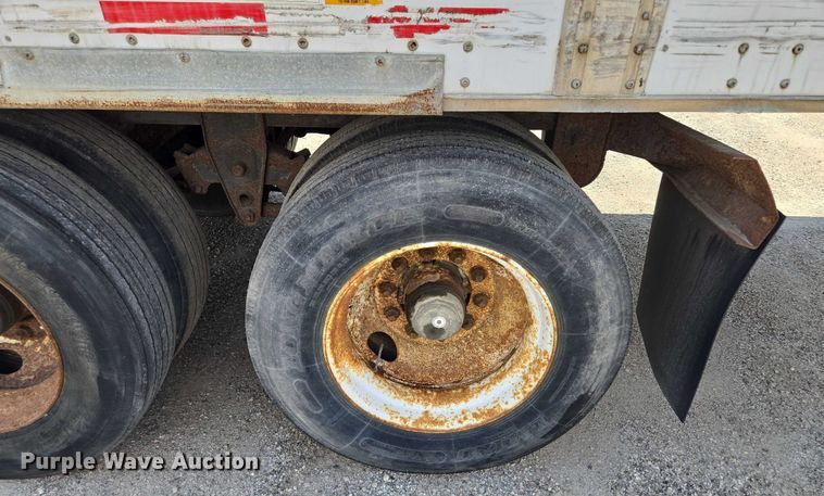 image for item DF8601 2002 Wabash Dry van trailer