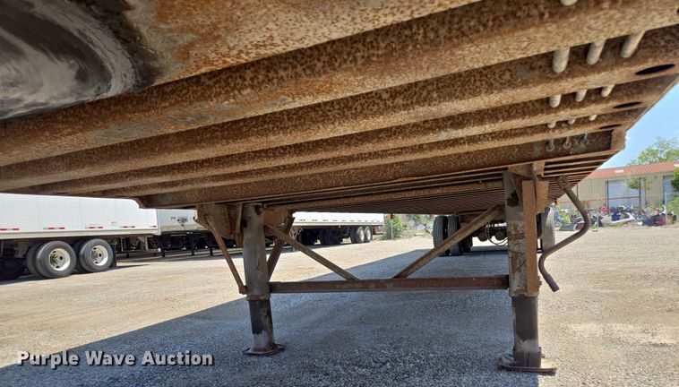 image for item DF8603 1998 Wabash dry van trailer