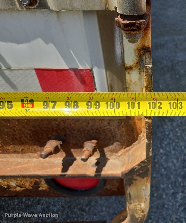 image for item DF8603 1998 Wabash dry van trailer