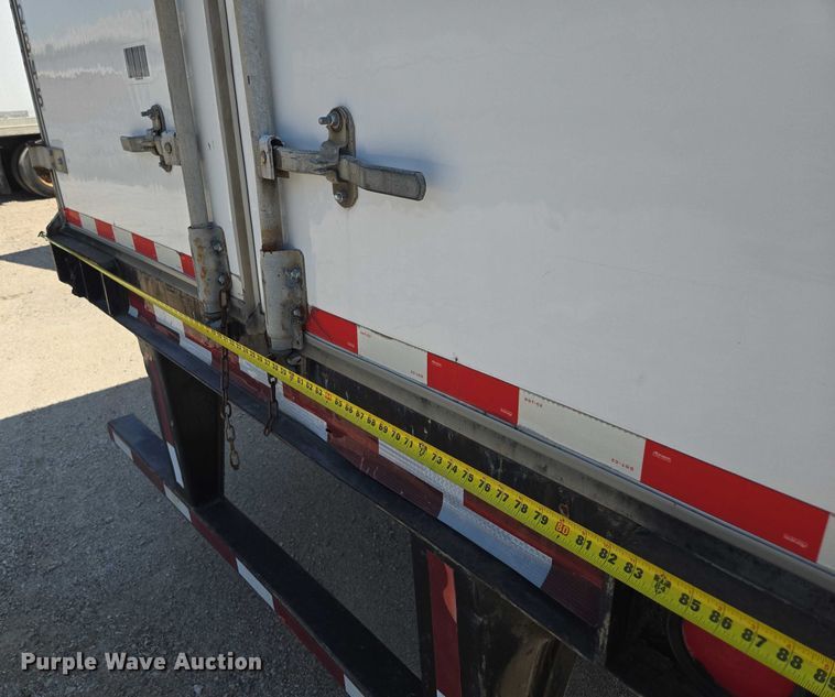 image for item DF8604 1996 Pines dry van trailer