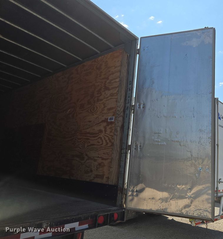 image for item DF8604 1996 Pines dry van trailer