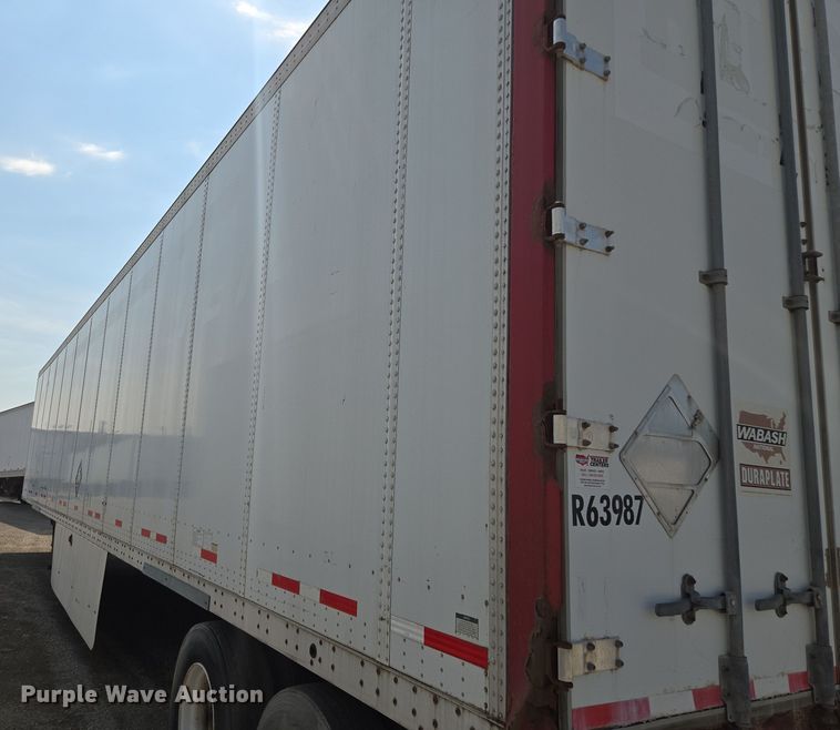 image for item DF8605 2009 Wabash dry van trailer