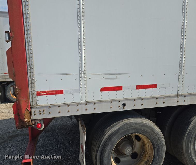image for item DF8605 2009 Wabash dry van trailer