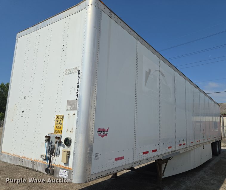 image for item DF8605 2009 Wabash dry van trailer