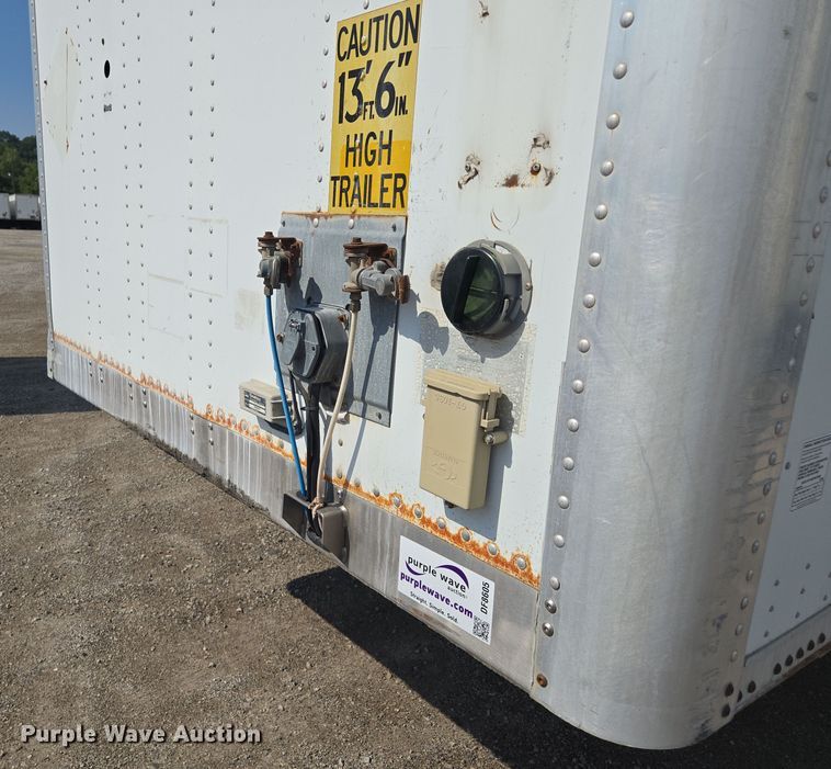 image for item DF8605 2009 Wabash dry van trailer