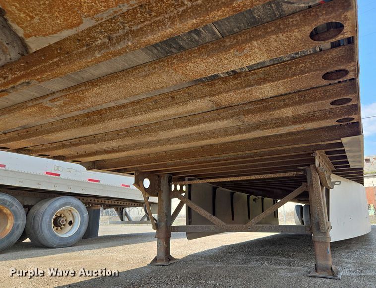 image for item DF8605 2009 Wabash dry van trailer