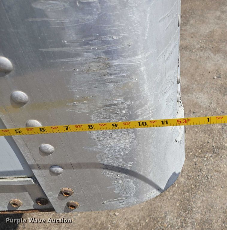 image for item DF8605 2009 Wabash dry van trailer