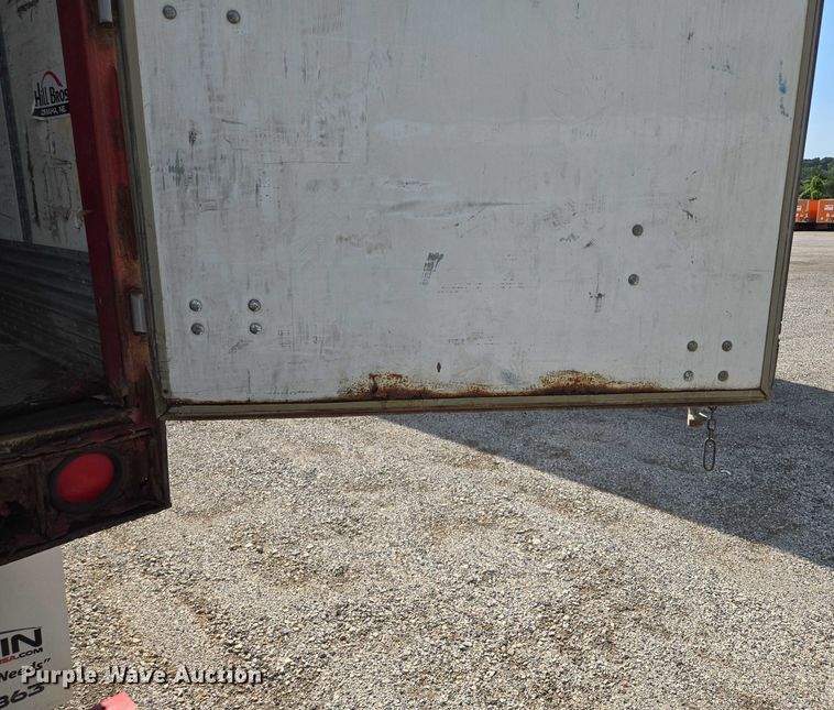 image for item DF8605 2009 Wabash dry van trailer