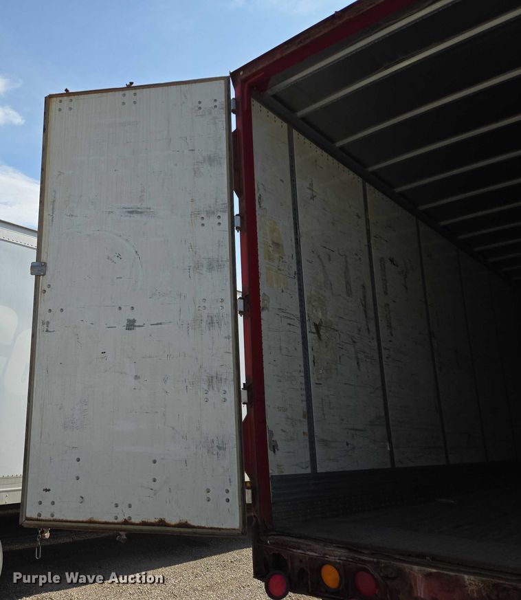 image for item DF8605 2009 Wabash dry van trailer