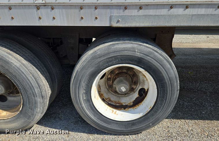 image for item DF8605 2009 Wabash dry van trailer