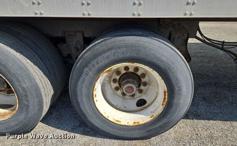 image for item DF8606 1999 Trailmobile dry van trailer