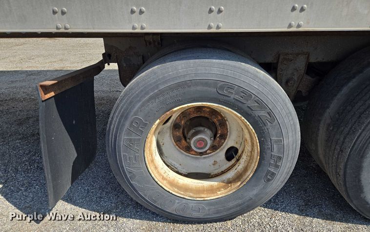 image for item DF8606 1999 Trailmobile dry van trailer