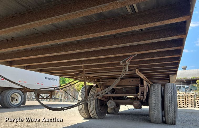 image for item DF8607 1998 Monon dry van trailer