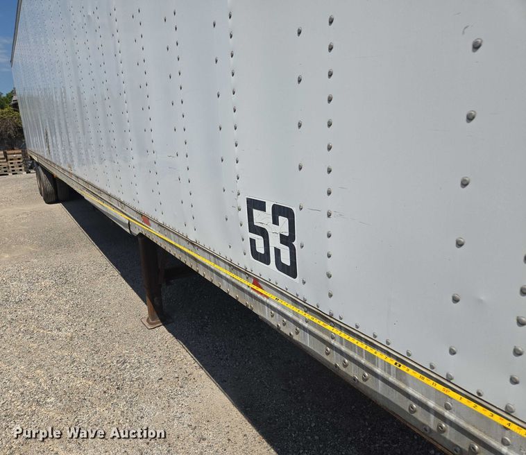 image for item DF8607 1998 Monon dry van trailer