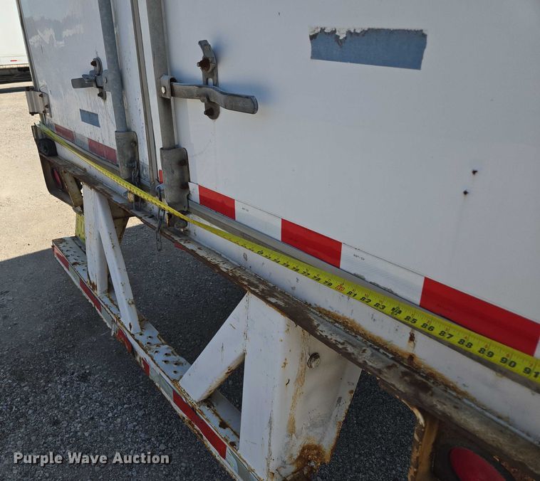 image for item DF8607 1998 Monon dry van trailer