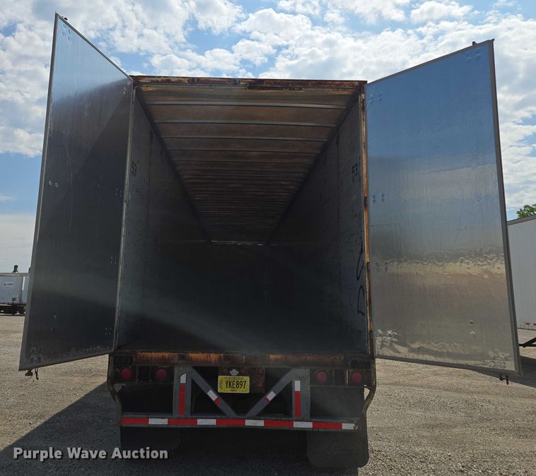 image for item DF8608 1997 Wabash dry van trailer