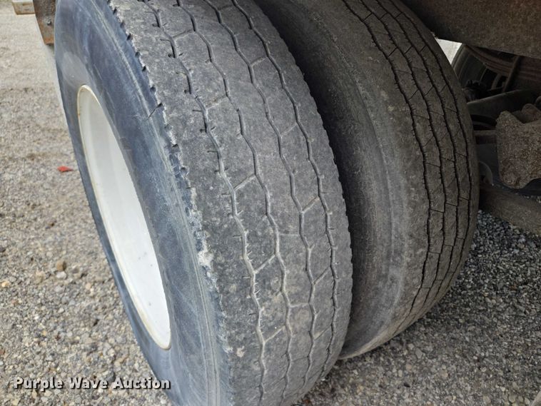 image for item DF8609 2002 Wabash DVCVHPC dry van trailer