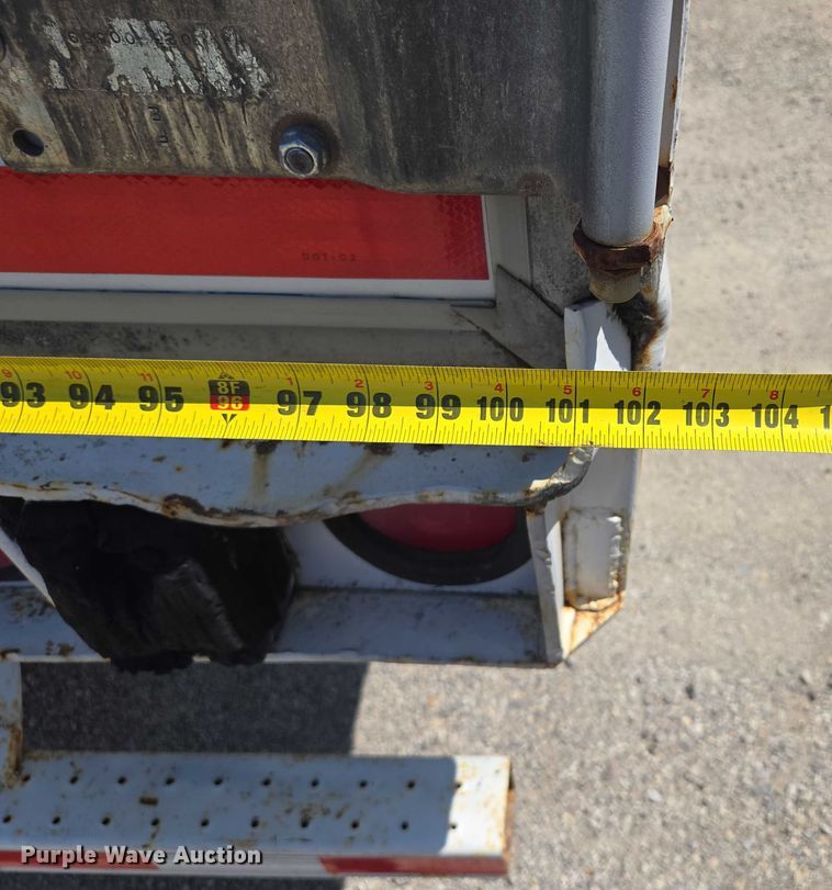 image for item DF8610 1999 Utility Trailers VS2DC dry van trailer