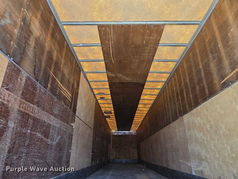 image for item DF8610 1999 Utility Trailers VS2DC dry van trailer