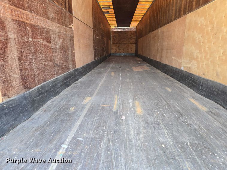 image for item DF8610 1999 Utility Trailers VS2DC dry van trailer