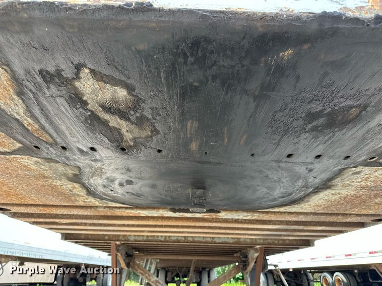 image for item DF8617 1999 Fruehuaf dry van trailer