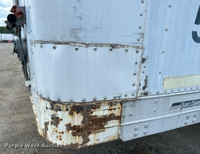 image for item DF8617 1999 Fruehuaf dry van trailer