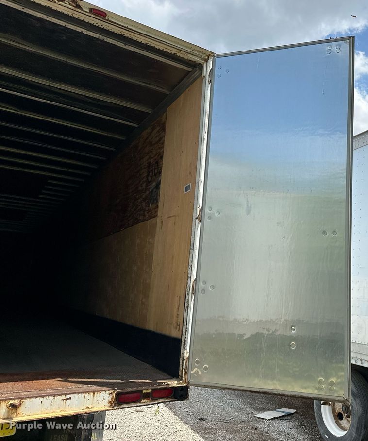 image for item DF8617 1999 Fruehuaf dry van trailer