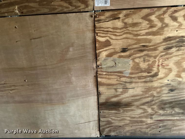 image for item DF8617 1999 Fruehuaf dry van trailer