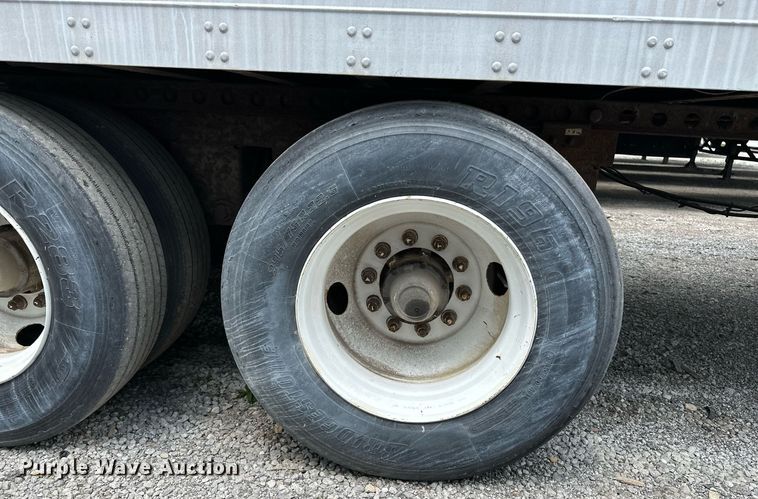 image for item DF8617 1999 Fruehuaf dry van trailer