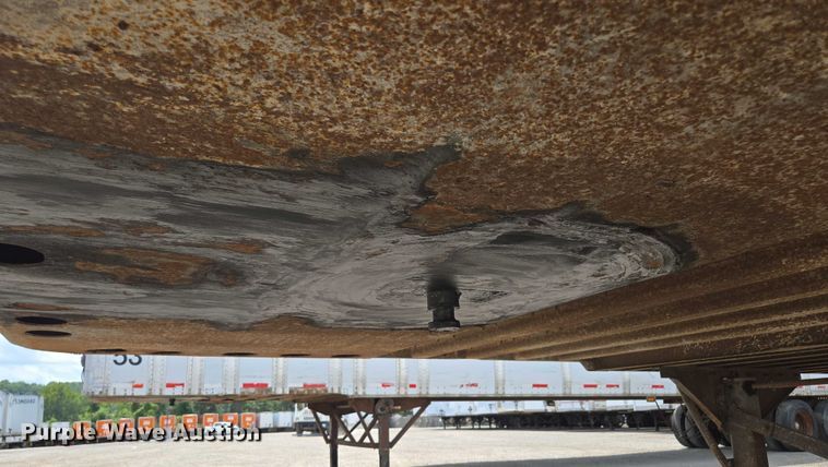 image for item DF8618 2000 Pines 7411TP-SAX dry van trailer