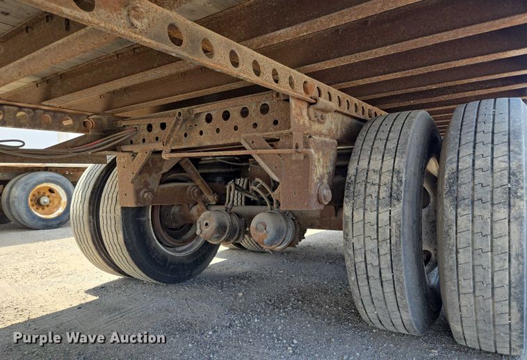 image for item DF8618 2000 Pines 7411TP-SAX dry van trailer