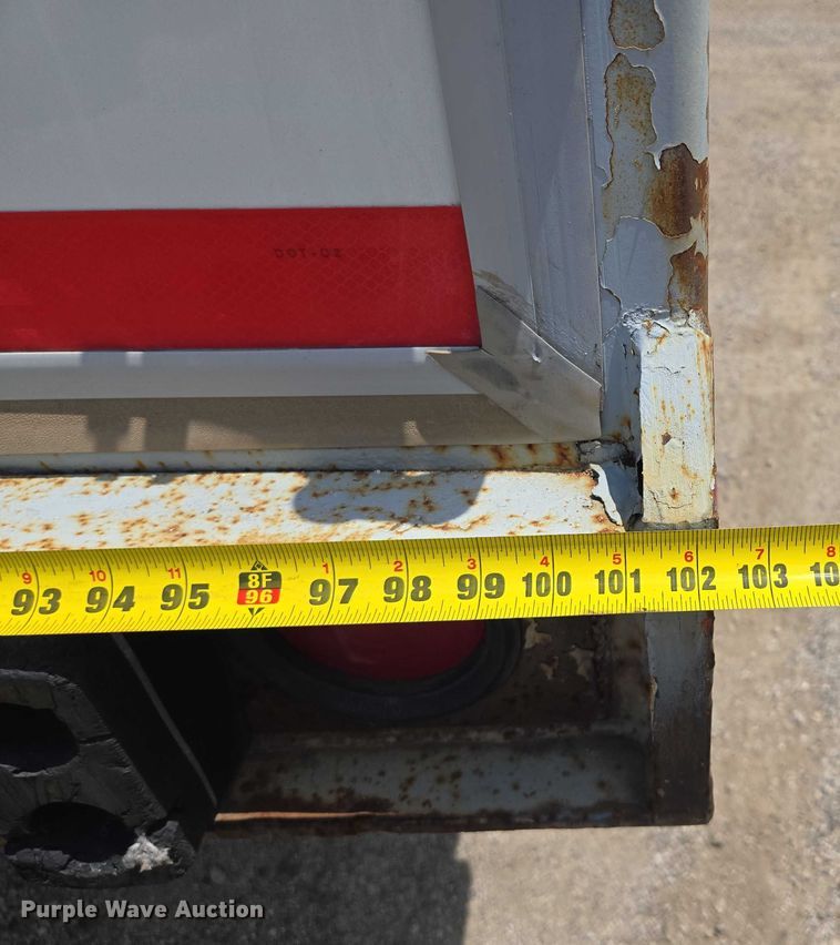 image for item DF8618 2000 Pines 7411TP-SAX dry van trailer