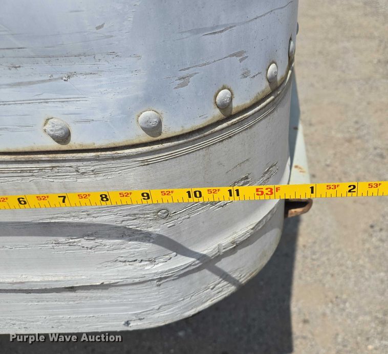 image for item DF8618 2000 Pines 7411TP-SAX dry van trailer