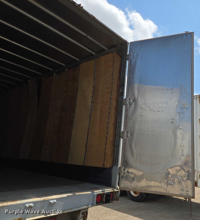 image for item DF8618 2000 Pines 7411TP-SAX dry van trailer